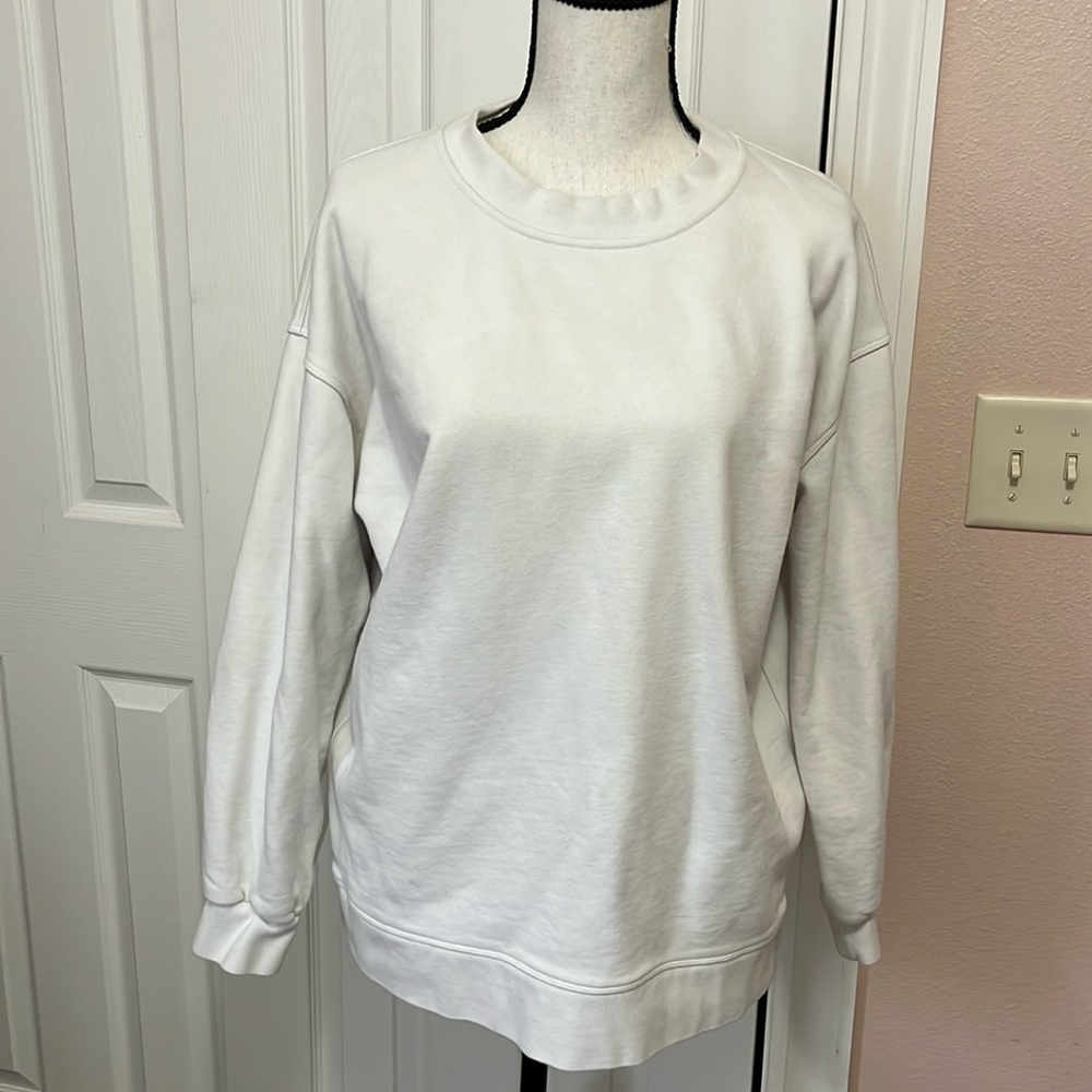 Lululemon sweatshirt
